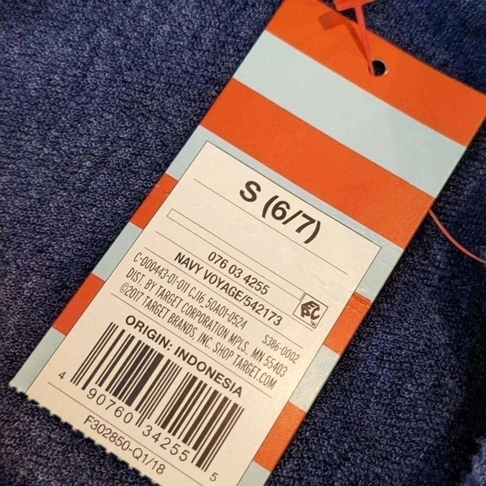 NWT Cat & Jack Sweater Hooded Vest S 6/7
